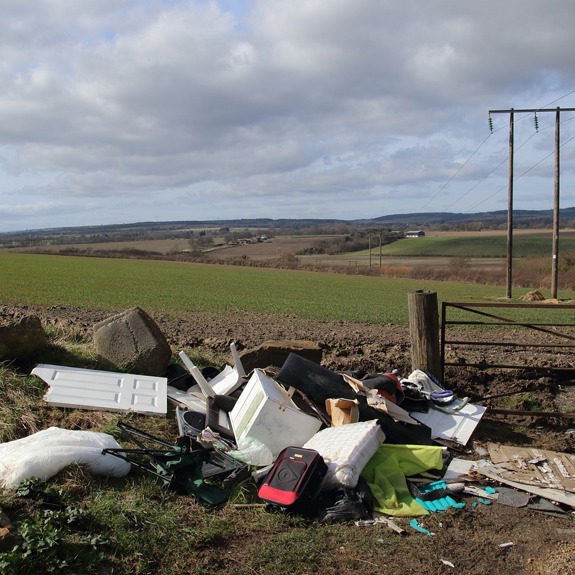 Fly Tipping 5023335 1280